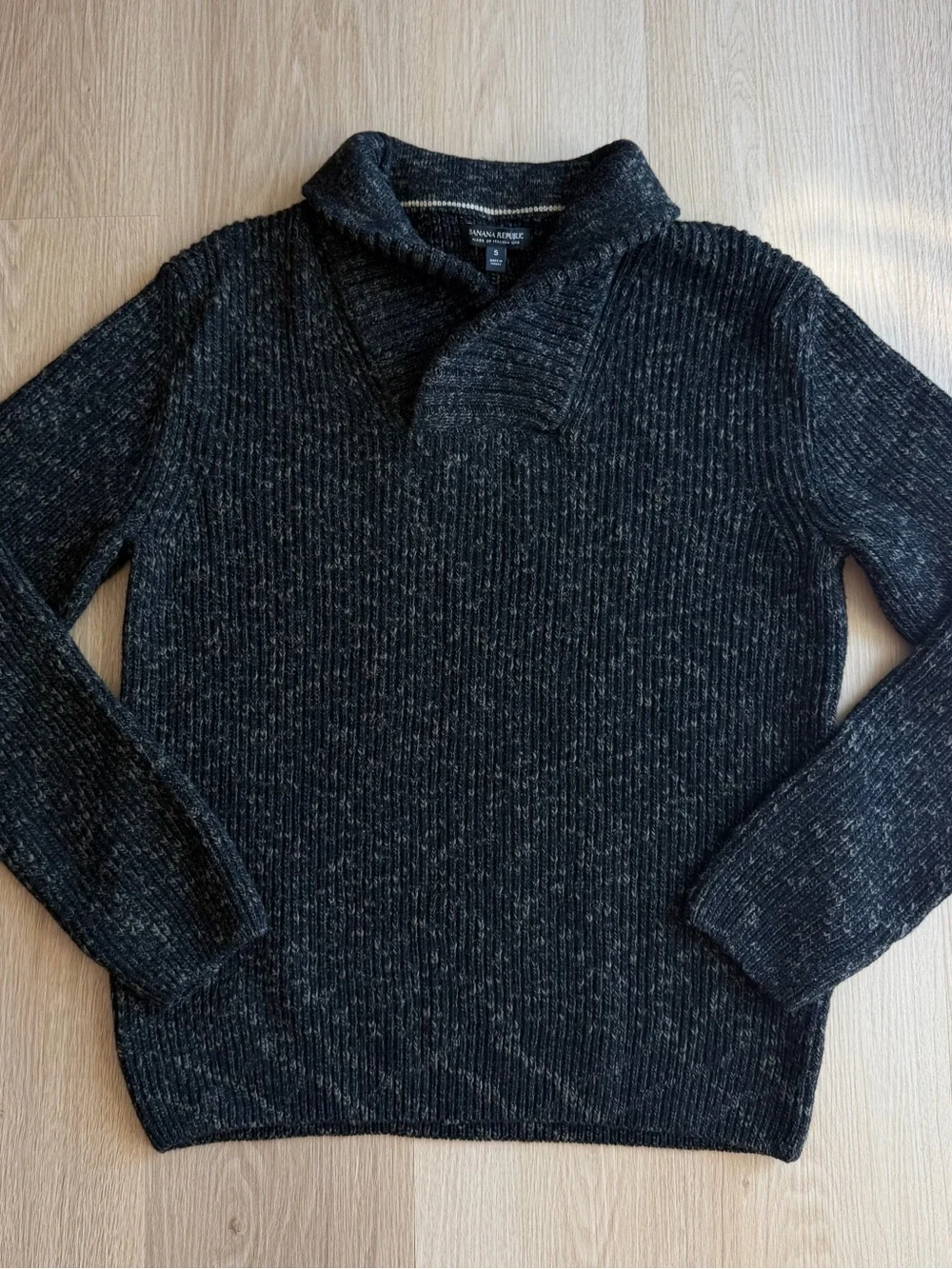 Banana Republic Men's Navy Knit Sweater Pullover Size S Italian Yarn Wool Blend